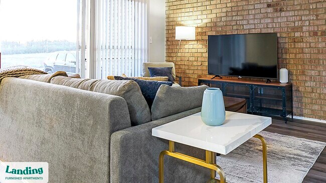 4901 Whitton Place unit 6245D, Indianapolis, IN 46220 - photo 2