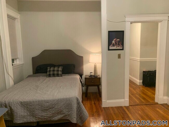 1197 Commonwealth Ave unit 4, Allston, MA 02134 - photo 6