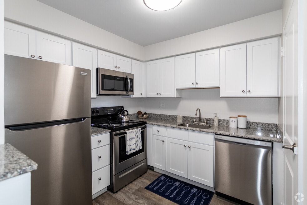 Village Square, Bensalem, PA 19020 - photo 1