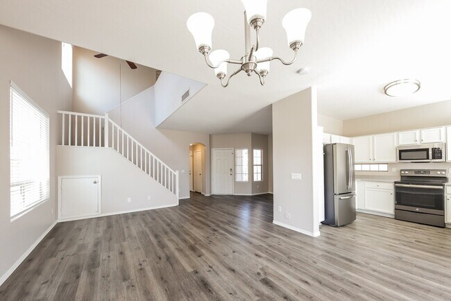 11427 W Yuma St, Avondale, AZ 85323 - photo 5