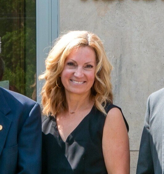 Julie Kiracofe