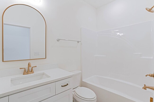 1289 Woodland Cir unit 37687022, Opelika, AL 36801 - photo 7