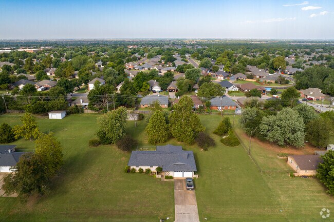 Most homes in Ketch Acres are very spread out.