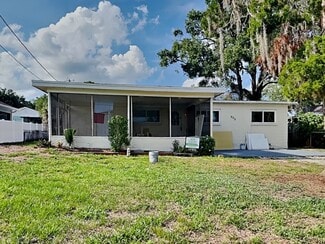 905 Alicia Ave, Tampa, FL 33604
