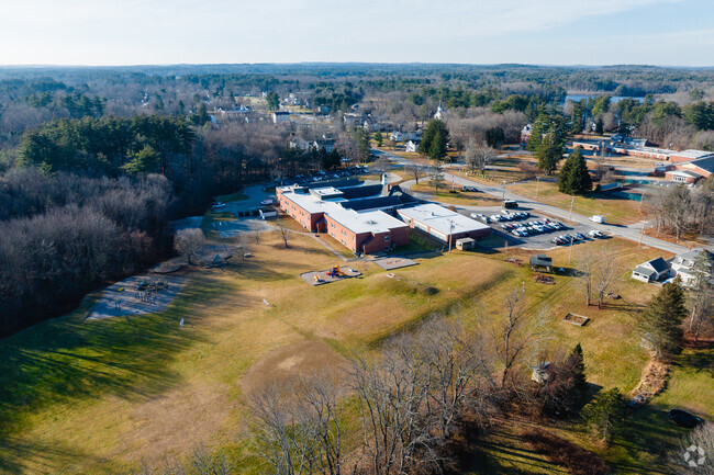 Daniel J. Bakie School provides a well-rounded education and promotes academic excellence.