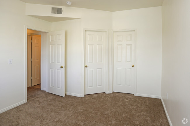 2 Bedroom