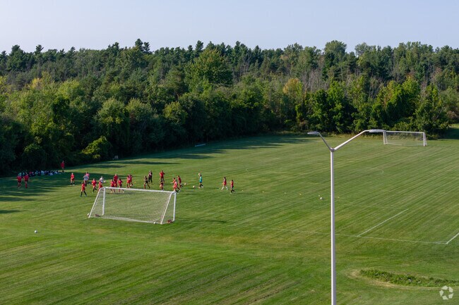 71 percent of students at Clarence Middle School are at least proficient in reading.
