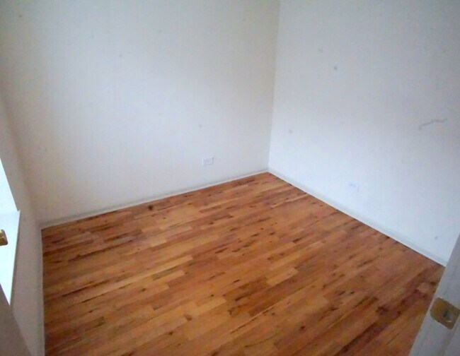 1311 W Leland Ave unit 4, Chicago, IL 60640 - photo 6