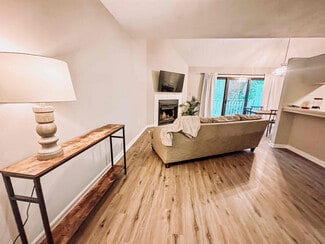 3368 Forest Ct, Cave Spring, VA 24018