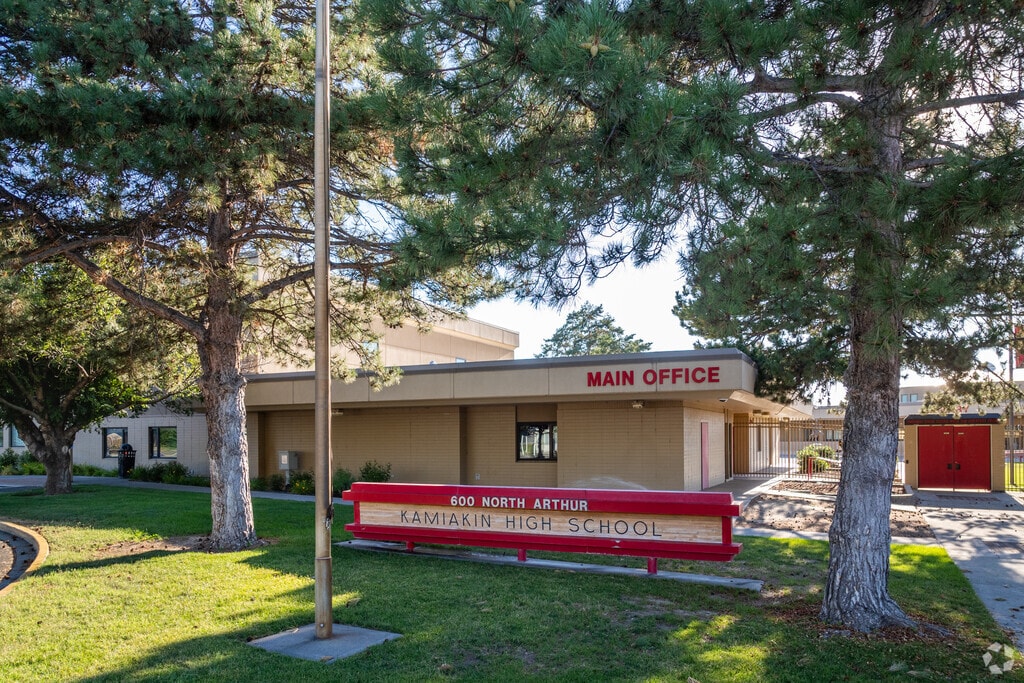 Kamiakin High School in Kennewick, WA received a B score and accepts Hansen Park students.