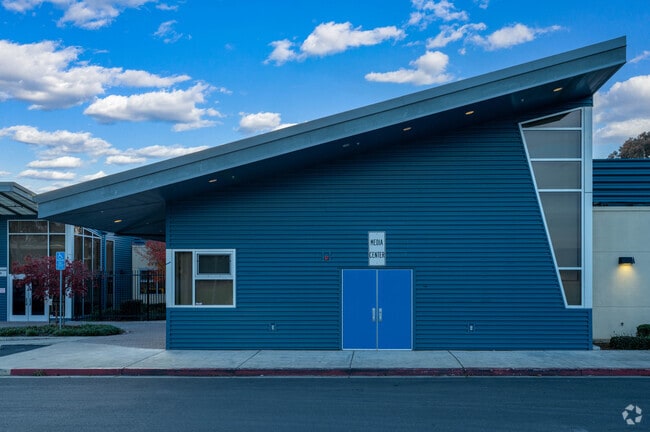Itliong-Vera Cruz Middle School media center.
