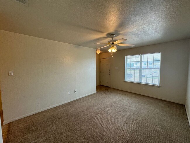 404 Brittney Way unit C, Harker Heights, TX 76548 - photo 4