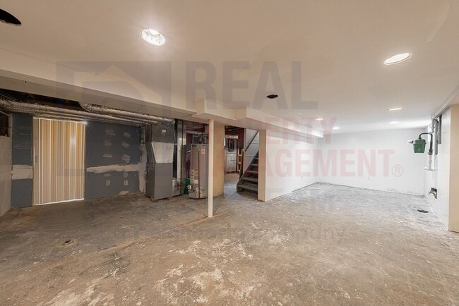 1401 Missouri Ave, Lorain, OH 44052 - photo 4