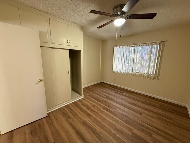 330 E Fairview Ave unit 3, Glendale, CA 91207 - photo 6