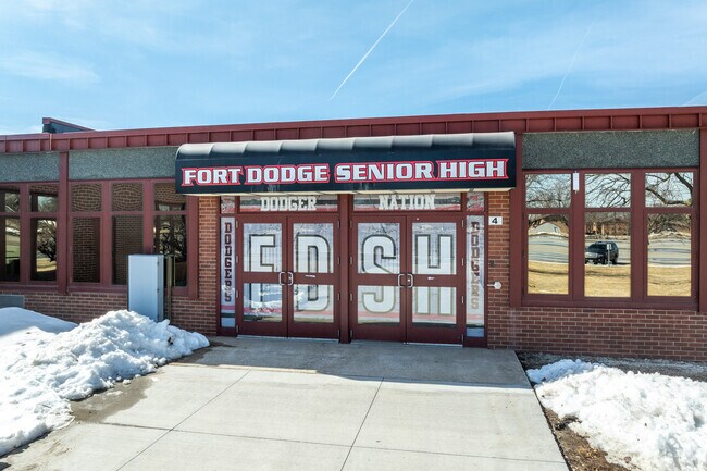 Fort Dodge Senior High School serves students in grades 9-12.