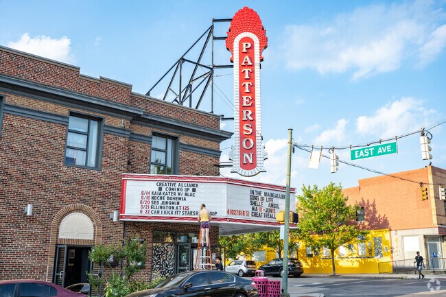 Creatice Alliance in Patterson Place hosts many different classes.