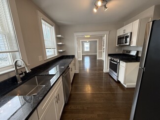 214 Sycamore St Unit 2, Watertown, MA 02472