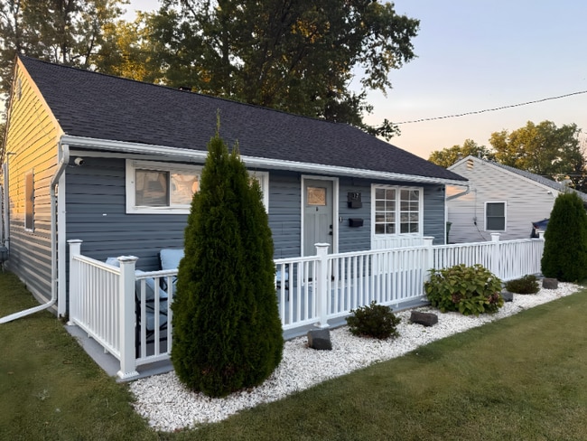 37 Crescent Rd, Edison, NJ 08817 - photo 2