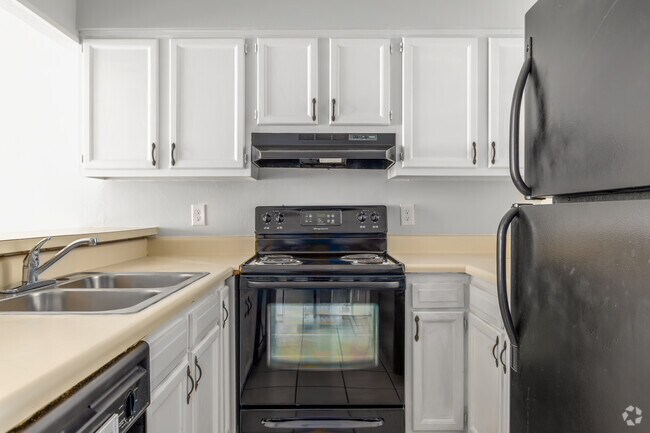 Phoenix Villas, Gainesville, FL 32608 - photo 2