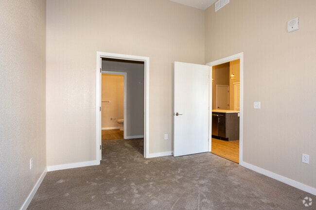 Crossing Pointe South Apartments, Thornton, CO 80233 - photo 6