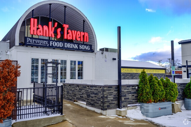 Campbell Field is home to Hank's Tavern, a great location to grab dinner and a craft meal.