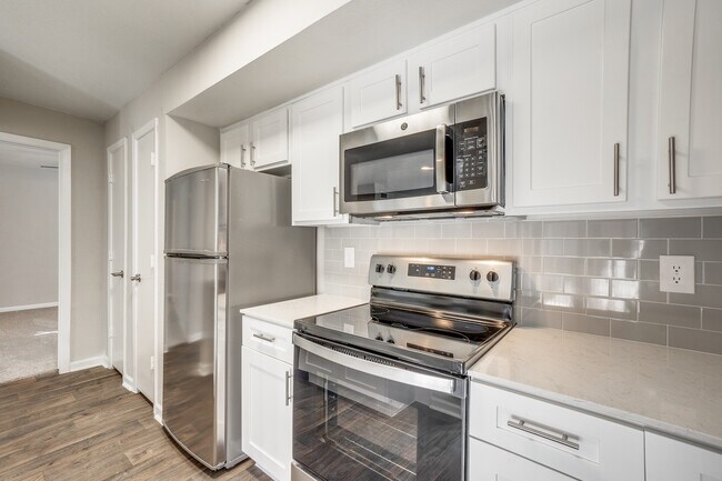 Infinity on the Mark, Dallas, TX 75243 - photo 2