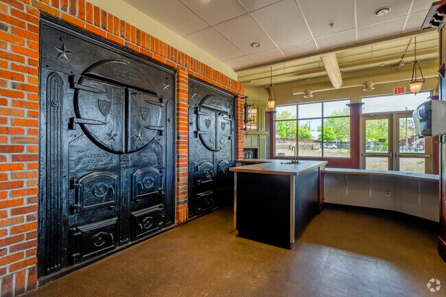 Brewster Hall, Cheney, WA 99004 - photo 3