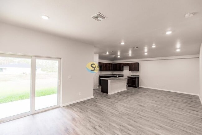 357 Greenbriar Blvd, Lehigh Acres, FL 33972 - photo 5