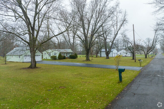 Mature trees and large lawns dot neighborhoods throughout Leavittsburg.