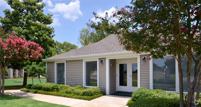 Leasing Office