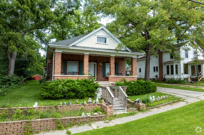 Classic brick bungalows in Darien include walk-up staircases and timeless architecture.