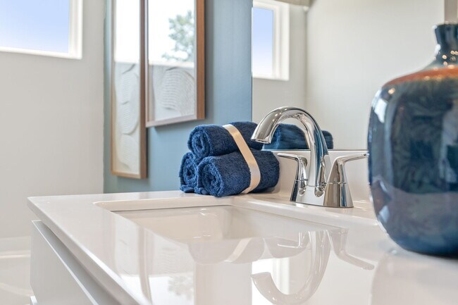 7285 Spout Springs Rd unit 36581541, Flowery Branch, GA 30542 - photo 3