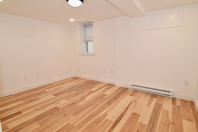 72 Longwood Ave unit 72, Brookline, MA 02446 - photo 4