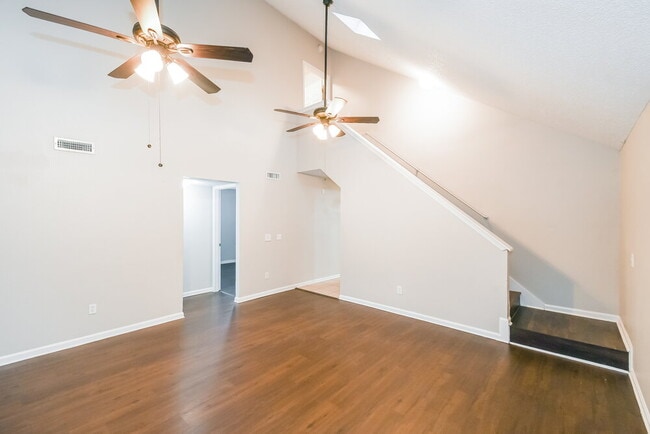 1853 Alberta Ct N, Middleburg, FL 32068 - photo 6