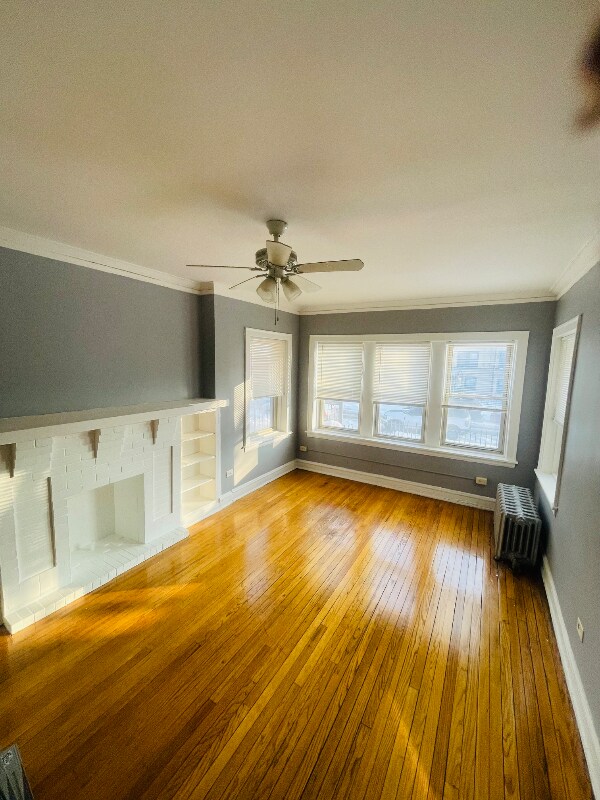 7800 S Cregier Ave unit 1, Chicago, IL 60649 - photo 1