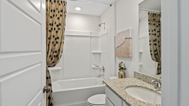 9 E Pecan St unit 36208776, Crawfordville, FL 32327 - photo 5