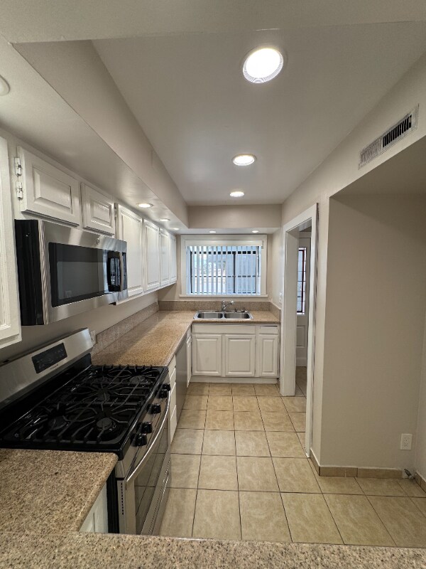 624 E Cedar Ave unit F, Burbank, CA 91501 - photo 3