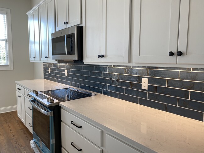 1028 Bridgewater Ave, Shreveport, LA 71106 - photo 6