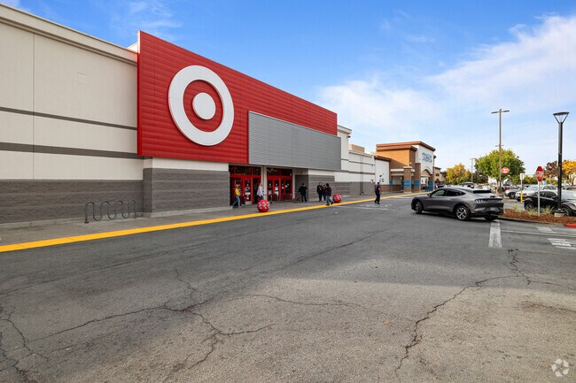 Pacheco neighborhood residence. Find the convenience of the nearby target store.