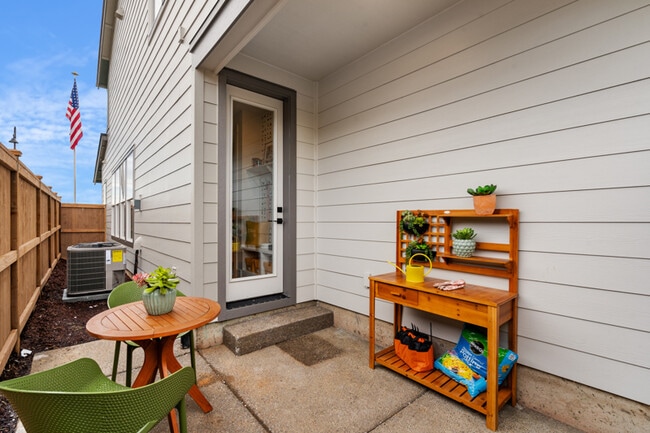 3602 SE Nebula Ln, Hillsboro, OR 97123 - photo 2