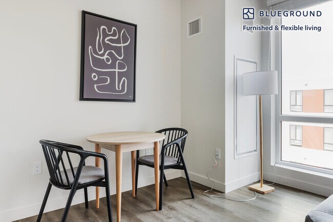 50 Salt St unit FL4-ID1098, Revere, MA 02151 - photo 5