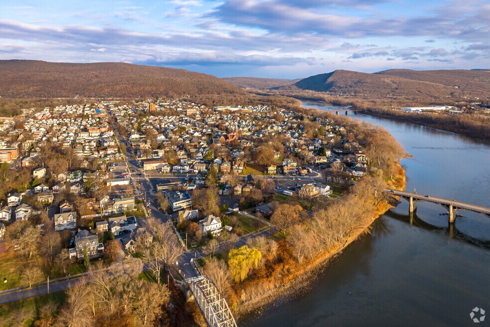 NH_WestPittston_ 530603 _030424_P1_FB_v2