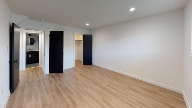 5103 Live Oak St unit 2209, Dallas, TX 75206 - photo 6