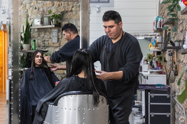 AR Beauty Bar in downtown San Angelo helps Grape Creek residents feel like new.