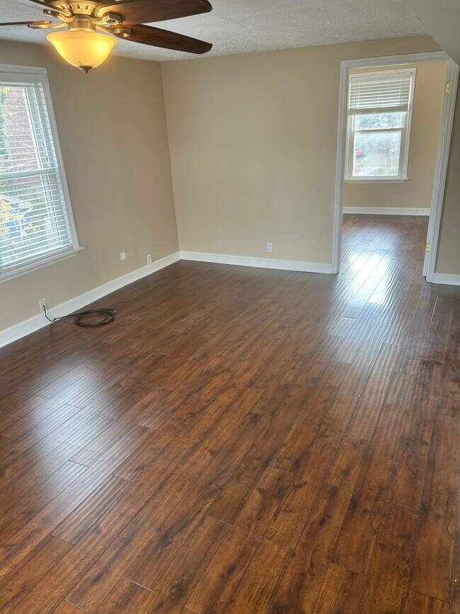 1719 William Howard Taft Rd unit 2, Cincinnati, OH 45206 - photo 4