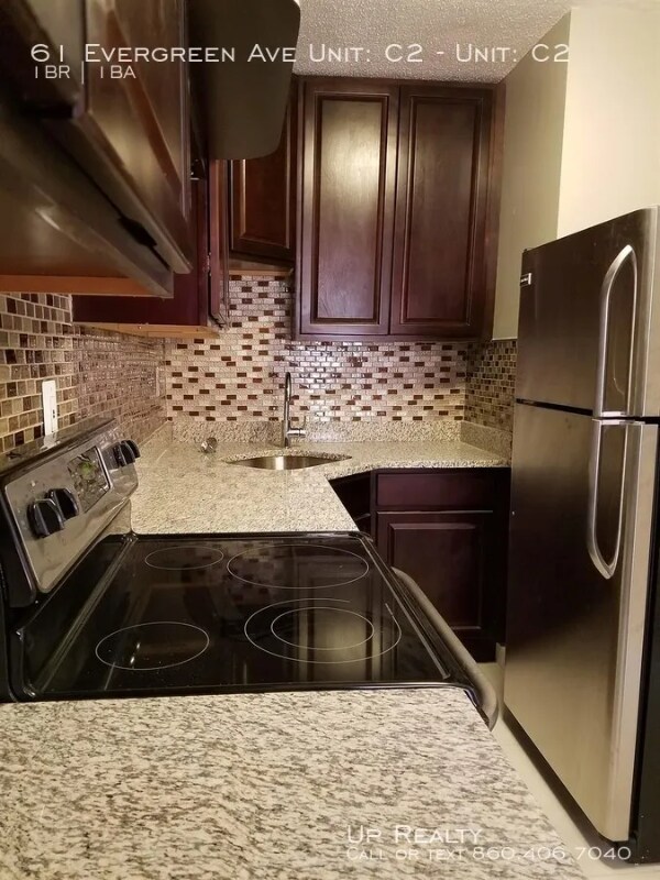 59-61 Evergreen Ave unit 103, Hartford, CT 06105 - photo 2