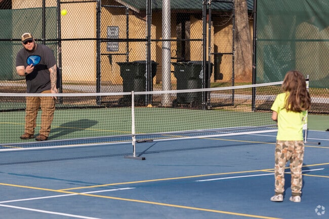 Swan Creek Park has an abundance of outdoor exercise options in Athens Alabama.