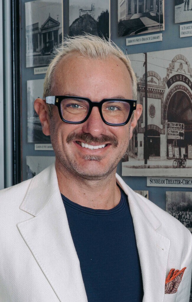 Agent Photo