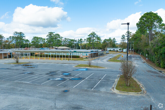 Empowering students to embrace challenges and pursue excellence at Pine Meadow Elementary.