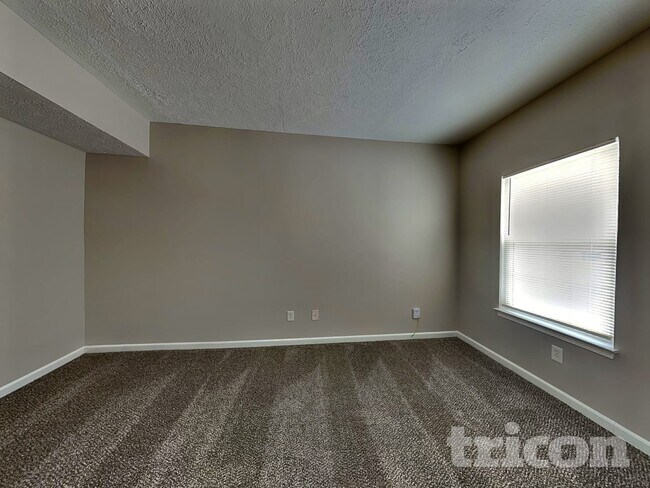 3234 Hurst St, Whiteland, IN 46184 - photo 3